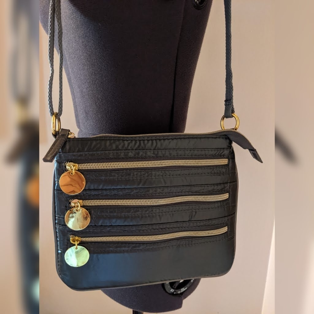 Avon | Purse